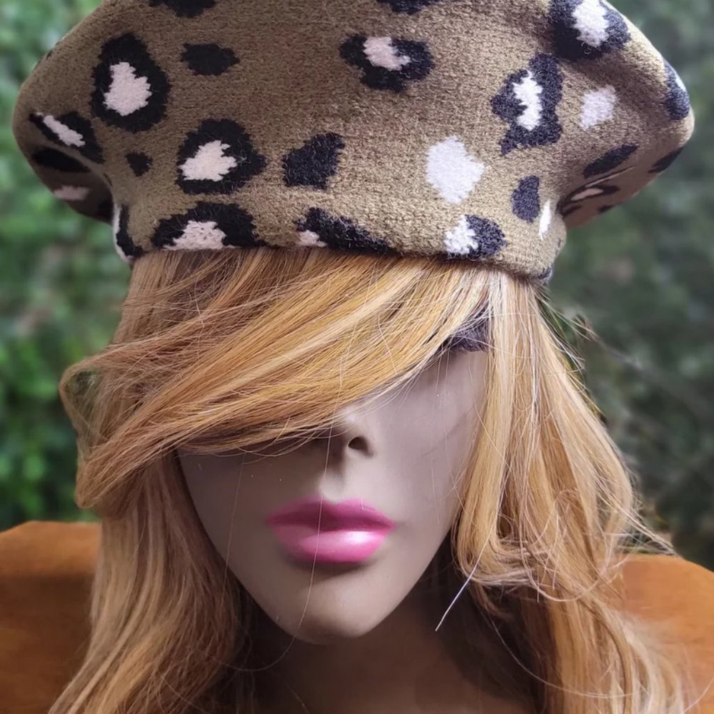 OLIVE GREEN AND WHITE LEOPARD PRINT BERET - Picture 7 of 7